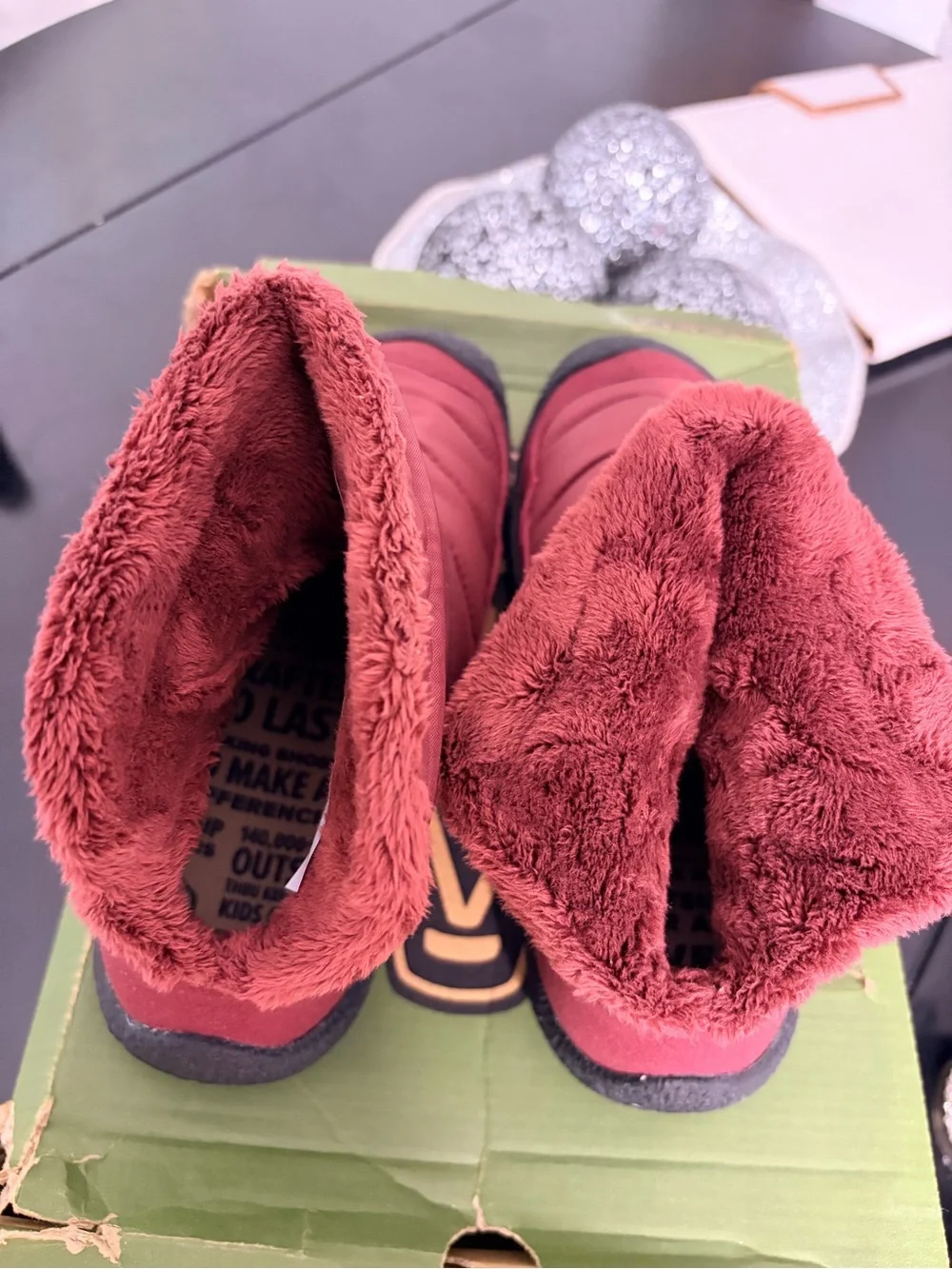 KEEN Women's Howser Fold Down bootie slipper
